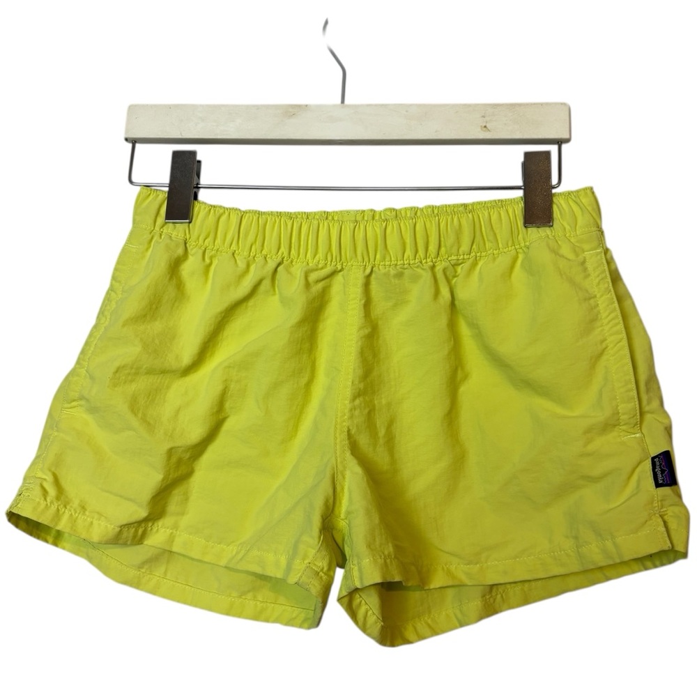 Patagonia Worn Wear Women's Barely Baggies neon yellow Shorts size M